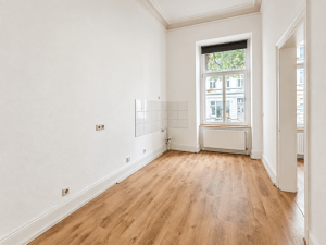 Küche oder weiteres Zimmer